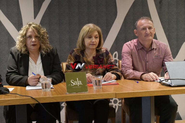 verianet.gr: «Βεργόνα: της Βέροιας η γοργόνα» – Παρουσιάστηκε το βιβλίο της Παρασκευής Κοτσάλου (βίντεο)